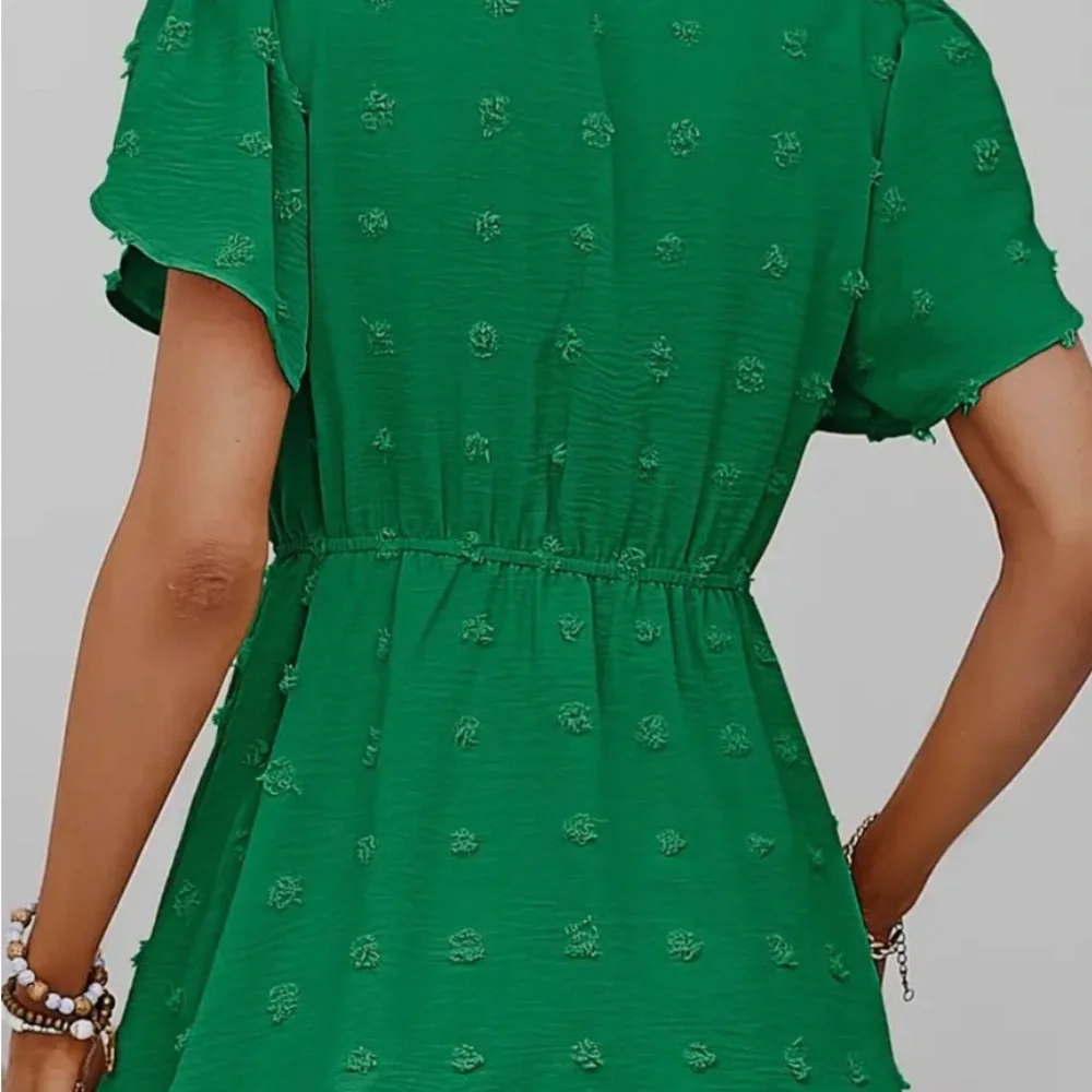 Green V neck short sleeve top - Picture 3 of 6